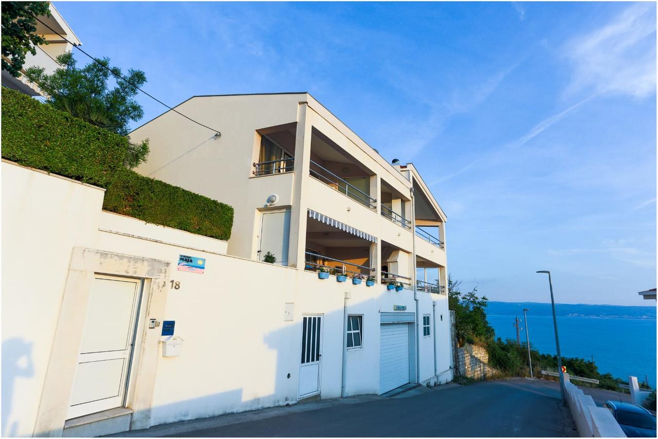 Apartments Maja Подстрана Экстерьер фото